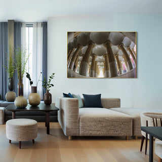 S-10-101-101-116-0044-1.jpg;full color, gold, marble, columns, ceiling, concave design